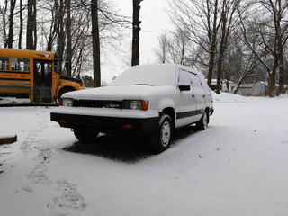 Illustration for article titled For $9,995, This 1983 Toyota Tercel 4X4 SR5 Is Pretty Fly For A White Car